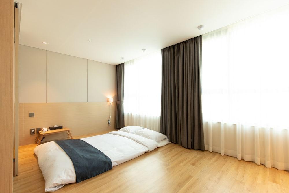 Hotel Winstory Szogüpho Kültér fotó